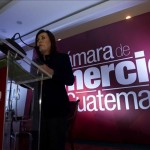 Los dos candidatos a la Presidencia de Guatemala, la ex primera dama Sandra Torres (imagen) y el actor evangélico Jimmy Morales, prometieron hoy fortalecer las relaciones con el sector empresarial de ganar las elecciones el próximo 25 de octubre. EFE/Archivo