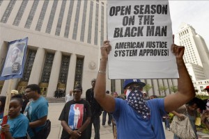 Medio millar de personas protestan en Miami por la absolución de Zimmerman