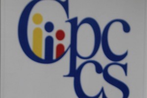 Designan al primer superintendente de Información y Comunicación de Ecuador