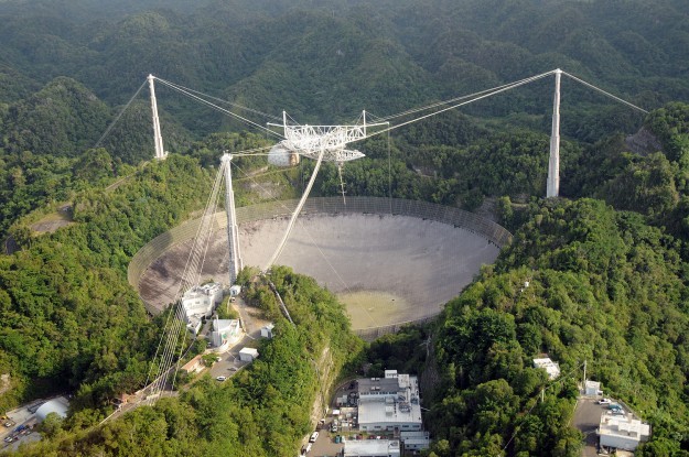 Arecibo, el centinela del espacio exterior