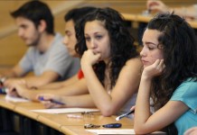 Los estudiantes sin residencia legal en Colorado debían pagar hasta agosto pasado casi tres veces más que los residentes. EFE/Archivo
