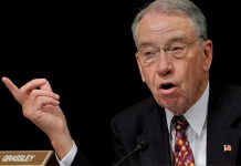 El senador republicano de EEUU, Charles Grassley, interviene en una comparecencia durante una sesión del Comité Judicial del Senado. EFE/Archivo