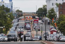 Imagen del lugar donde se ha producido un tiroteo, en instalaciones de la Armada en Washington, DC, EE.UU., estel 16 de septiembre de 2013. EFE