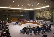Vista del pleno Consejo de Seguridad de la Naciones Unidas durante el debate sobre la situación en Oriente Medio celebrado hoy, jueves 23 de julio 2015, en la sede del organismo en Nueva York. Con el proceso de paz entre israelíes y palestinos totalmente bloqueado, la ONU y los miembros de su Consejo de Seguridad defendieron hoy la necesidad de tomar la iniciativa para impulsar una solución al conflicto antes de que la vía de los dos Estados sea imposible. EFE/Rick Bajornas/ONU/SÓLO USO EDITORIAL/NO VENTAS