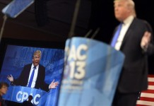 El presidente de la Organización Trump y fundador de Trump Entertainment Resorts, Donald Trump, ofrece un discurso. EFE/Archivo