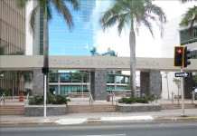 La Autoridad de Energía Eléctrica (AEE) de Puerto Rico anunció hoy que llegó a acuerdo para la reestructuración de la deuda de cerca de 700 millones de dólares que mantiene con sus proveedores de combustible. EFE/Archivo