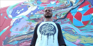El artista puertorriqueño Philip Cruz, conocido como PUN18. EFE/Archivo