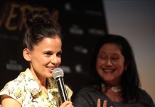 La actriz española Elena Anaya habla durante una rueda de prensa hoy, lunes 12 de octubre de 2015, en Ciudad de México (México). Tras años complicados para el cine en España por la crisis económica, la actriz Elena Anaya cree que hoy la cinematografía de su país está cada vez "más recuperada" y que es tiempo de celebrar el que, pese a las dificultades, sigue habiendo gente con mucho talento. EFE