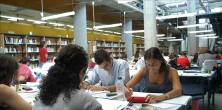 Sin embargo, en América Latina y el Caribe son los niños los que están en desventaja. Solamente el 55 % de los niños de las zonas rurales completan la enseñanza secundaria, en comparación con el 63 % de las niñas que lo logran. EFE/Archivo
