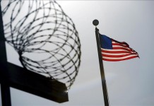 El Gobierno estadounidense ultiman un plan para entregar al Congreso en el que detalla los pasos necesarios para liberar y transferir a terceros países y a territorio estadounidense a los 107 reclusos que permanecen en el penal. Archivo