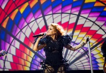 Paulina Rubio se presenta durante la ceremonia de los Latin American Music Awards el pasado octubre en el Teatro Dolby de Hollywood, California (EE.UU.). archivo