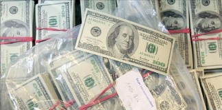 Panamá solicitó el apoyo a Estados Unidos meses atrás para reunirse con los bancos estadounidenses que dejaron de representar a sus pares panameños desde que en julio de 2014 el Grupo de Acción Financiera Internacional (GAFI) lo incluyó en su lista gris de países que no cooperan en la persecución del blanqueo de capitales. Archivo