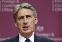 El Ministro de Exteriores británico, Philip Hammond durante una conferencia de prensa en Londres Archivo