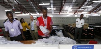 Marvin Giron miembro de una organización que forma parte de los esfuerzos por obtener el voto de latinos, de inmigrantes y de nuevos ciudadanos Archivo