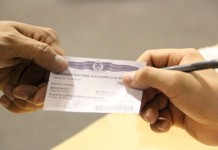 Medio dia de trabajo libre y bonificado por votar en Colombia